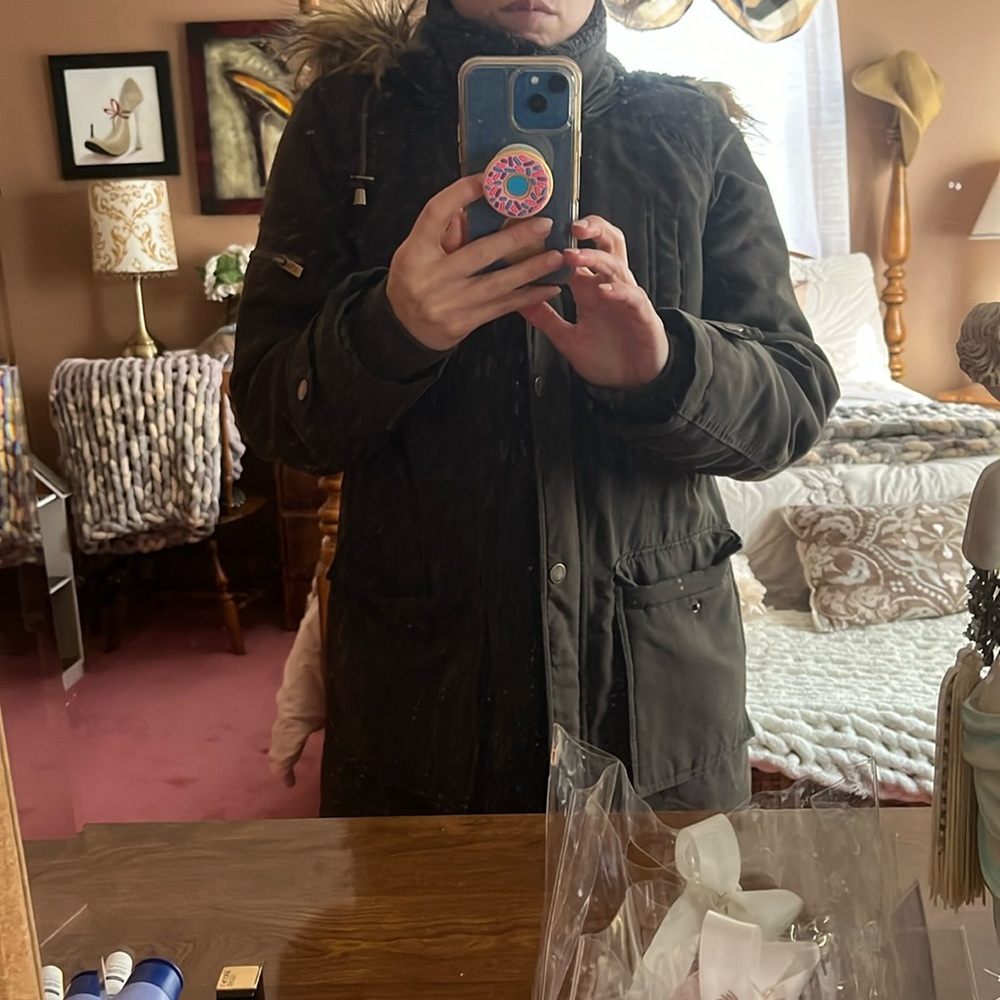 Rachel Roy fall/winter/spring jacket. size S. Condition excellent. Color green.